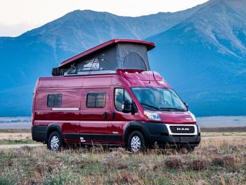2025 Winnebago Solis PX Pop-Top - Sleeps 4 - Unlimited Mileage - Las Vegas