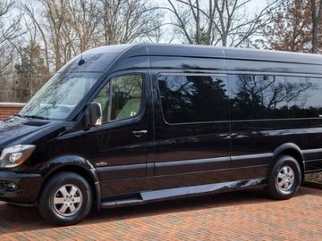 2023 Ultimate Toys Luxury Limo Sprinter