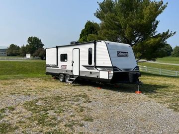 2023 Dutchmen Coleman Lantern LT 274BH