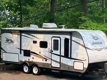 Dog Friendly 2019 Jayco Jay Flight SLX