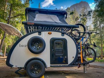 Bean Teardrop Trailer [Sleeps 4-6] +Rooftop Tent +Bike Rack +SUP Rentals