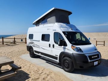 Winnebago Solis 59P NP w/Solar - Starlink Available