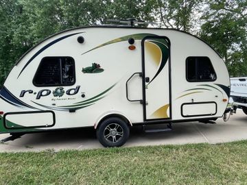 R-Pod, Easily Towable, Fully Stocked & Ready for Your Next Adventure!