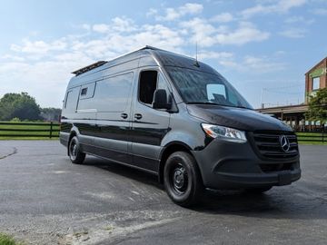 2021 Sprinter Bamboo Family Vanlife