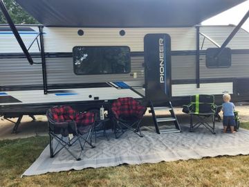 2023 Heartland Pioneer Family Getaway (pet friendly)