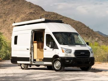 2023 Living Lucky Adventure Van Ford Transit