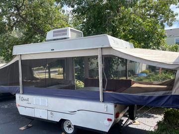 Newly Renovated! 2003 Jayco Qwest Pop-Up Camper