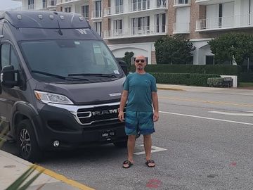 2023 Winnebago Solis 59px