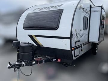 2021 R-Pod R-Pod Trailer, Sleeps 2 adults and 2 children, Fully Equipped