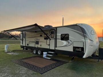 19 Keystone Cougar XLite RV - Pets Allowed - Free Delivery to Perry, GA