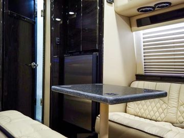 2024 Ultimate Toys Luxury RV