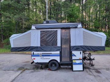 2020 Coachman Clipper LS 806x