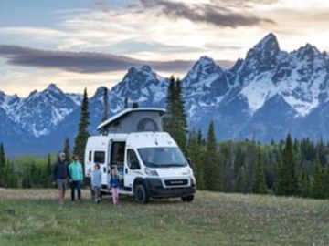 2025 Winnebago Solis PX Pop-Top - Sleeps 4 - Unlimited Mileage - Phoenix