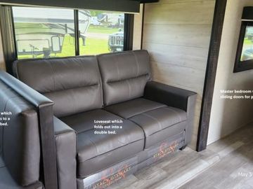 Jayco Jay Flight SLX, Sleeps 10, Pets OK, Brand New called Wanderlust!