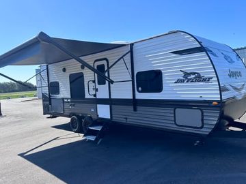 2024 Jayco Jay Flight SLX 260BH, Half Ton Towable