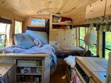 Cabin on wheels