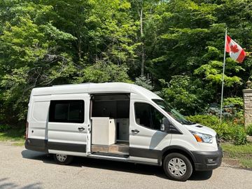 Luxury Hotel-Style Furnished Camper 2023 Rare Size Off the gird Ready