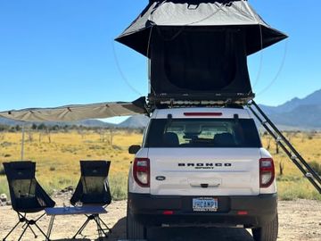 (1)Fully Stocked 4x4 Sleeps upto 4 Diesel Heater + Starlink available