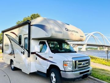 Maverick the explorer! 2018 Thor Quantum