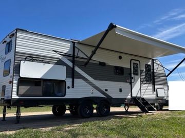 Cheerful 2024 Travel Trailer