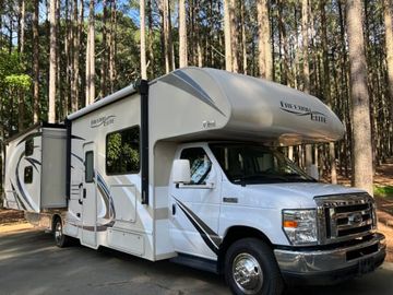 2018 Thor Freedom Elite 30FE Bunkhouse