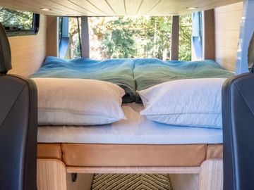 Architect-designed Luxury Sprinter Camper Van w/ toilet, AC/heat, lift bed!