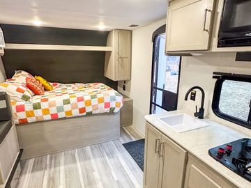 " New Camper Special!" - Easy to tow- Free WiFi- Dogs OK