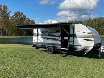 2023 Wildwood 22ft