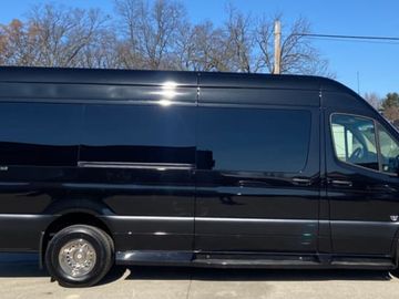 Mercedes Luxury Custom Limo