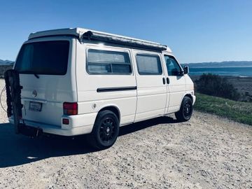 Filipa the Wanderlust Campervan for 4