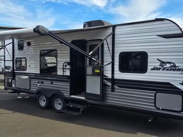 2022 Jayco Jay Flight SLX 8 264BHW – Perfect for Your Next Adventure!