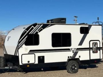 New to the family, 2022 Heartland Mallard!