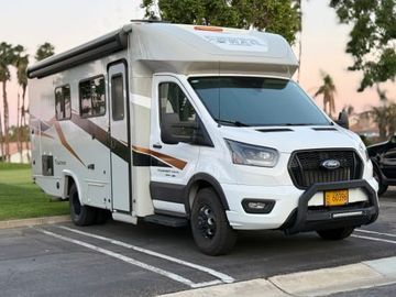 "The Unicorn," 2024 AWD Coachmen cross trail, Bunkhouse, sleeps 4, Class B