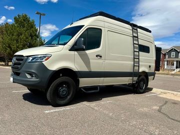 2024 Rocky Roamer. The Family Van!!!