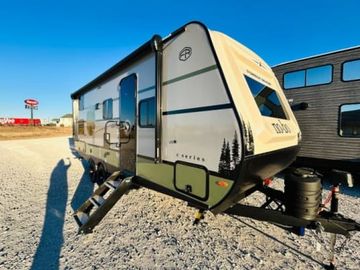 Family Exploration in Style in our 2025 NoBo 20.3!!