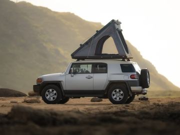Toyota FJ Surf Cruiser Roof Tent Camper