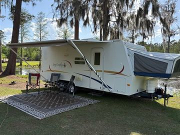 Spacious 21ft family getaway!