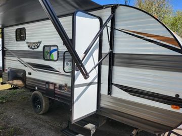 2022 Forest River Wildwood FCX 178BHSK