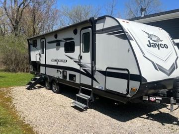 2022 Jayco Jay Feather 24BH