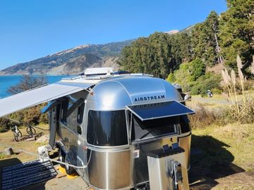 Airstream Flying Cloud GLAMPING 23ft