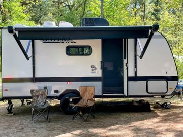 Rolling Small, Living Large: Kate's Cozy Trailer