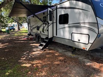 Spacious Keystone Camper w/ Bunks & Slide