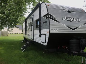 2025 BRAND NEW! Jayco Jay Flight SLX 321BDS (Delivery only)