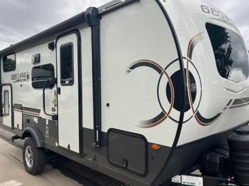 2025 Geo Pro with Easy Mountain Access