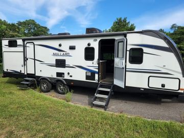 2021 Heartland Mallard M32 - Ultimate Family Bunkhouse