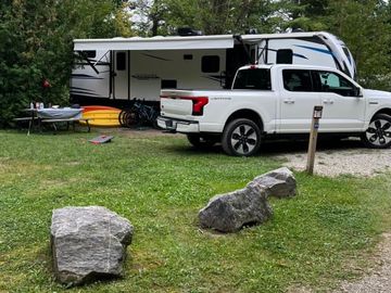 embrace EL 310 travel trailer