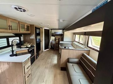 Rutherford’s Retreat ~ Brand New 2025 Forest River Black Label ~ Sleeps 8