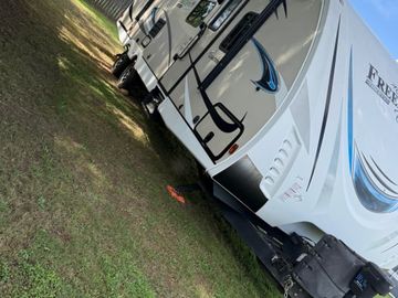 2019 Coachmen Freedom Liberty Express