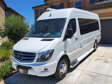 Mercedes Coachmen Campervan