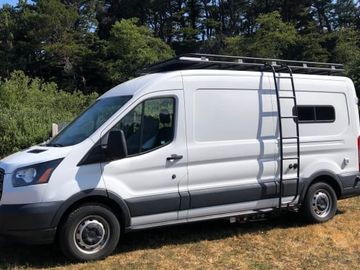 Pacific Wonder Van
